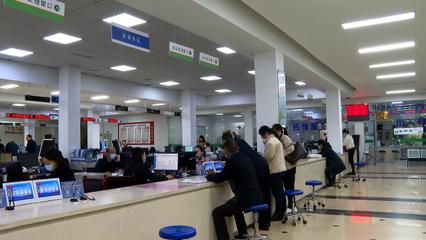 宜城市醫(yī)保局 從‘有’到‘好’，惠民利民暖人心的信息咨詢服務(wù)